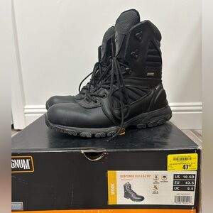 Men’s Magnum Leather work/combat boots size 10.5 only worn a few times.